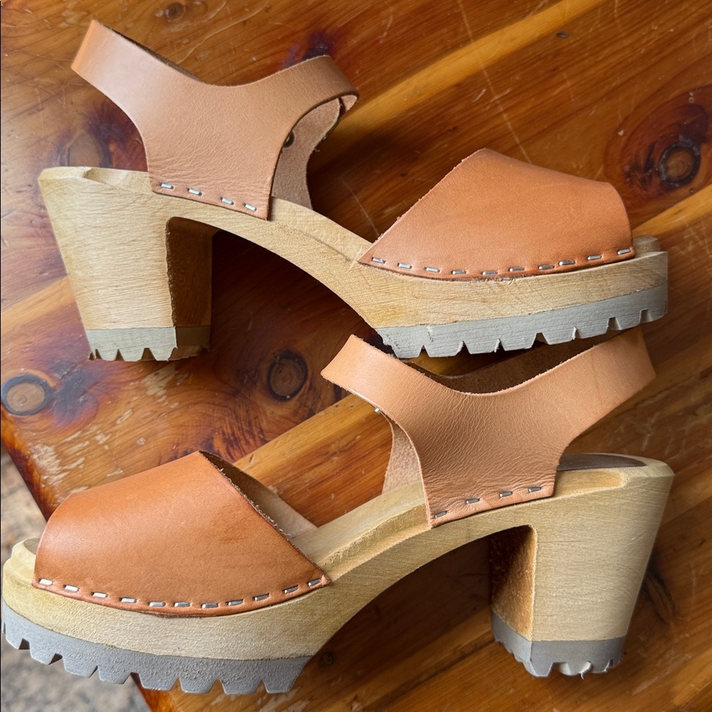 MIA sandal clogs natural color leather good condition - Picture 3 of 7